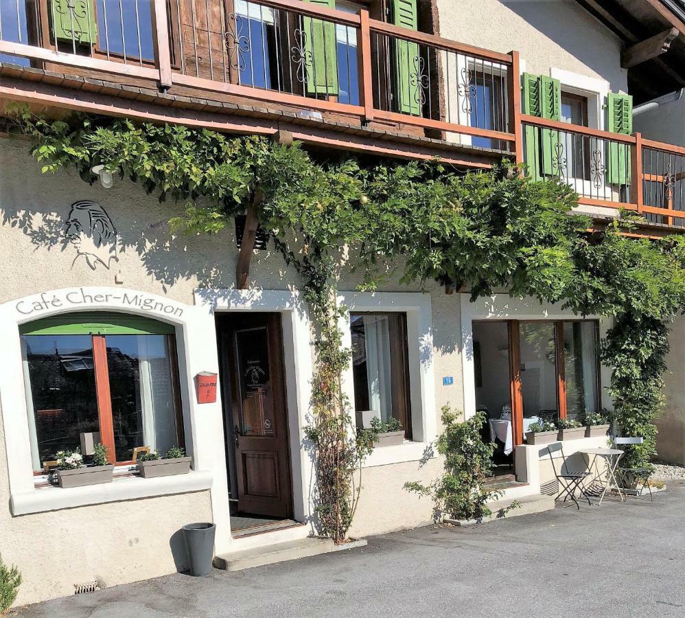 Cafe Cher-Mignon Et Chambres D'Hotes Chermignon-d'en Haut Bagian luar foto